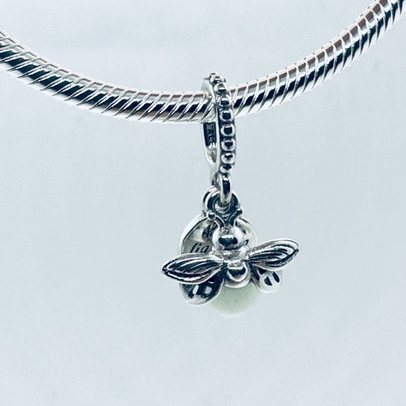 Authentic Pandora Glow-in-the-dark Firefly Dangle Charm / Pandora Bracelet - Picture 3 of 4
